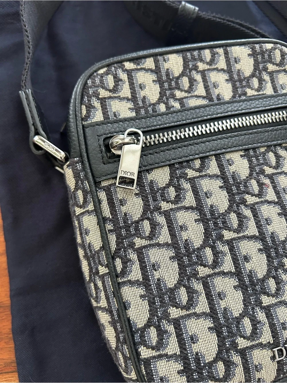 Dior Men's Oblique Canvas Messenger Bag in Blue and Beige UNISEX